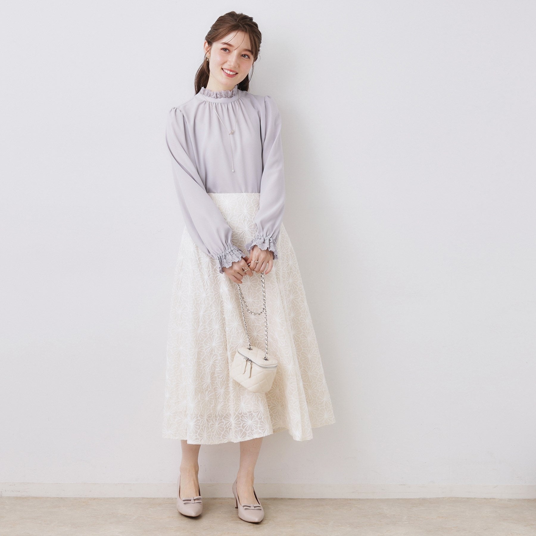 クチュール ブローチ Couture Brooch 前後2WAYエンブロレースブラウス （ライトピンク(070)） ライトピンク(070)