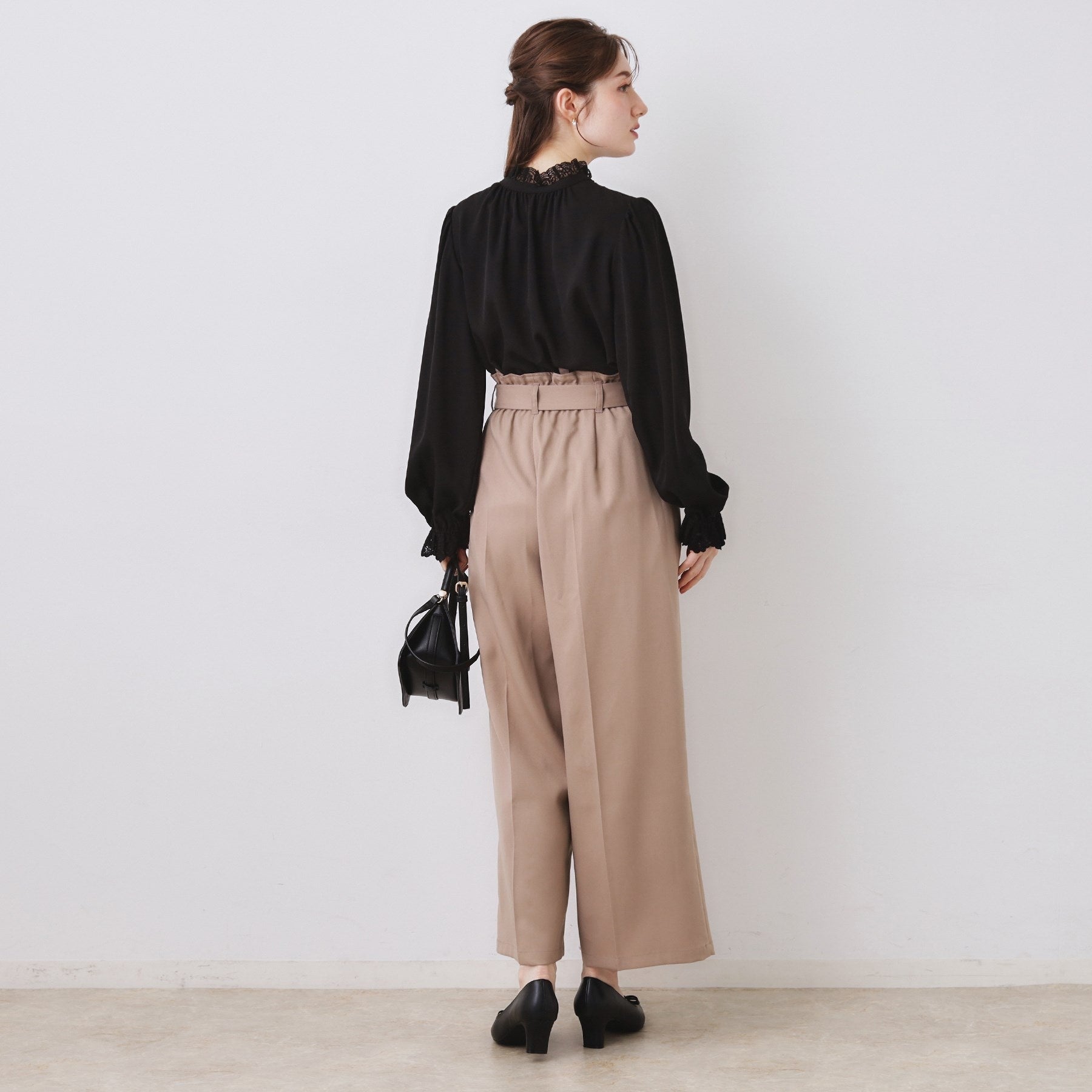 クチュール ブローチ Couture Brooch 前後2WAYエンブロレースブラウス （ライトピンク(070)） ライトピンク(070)