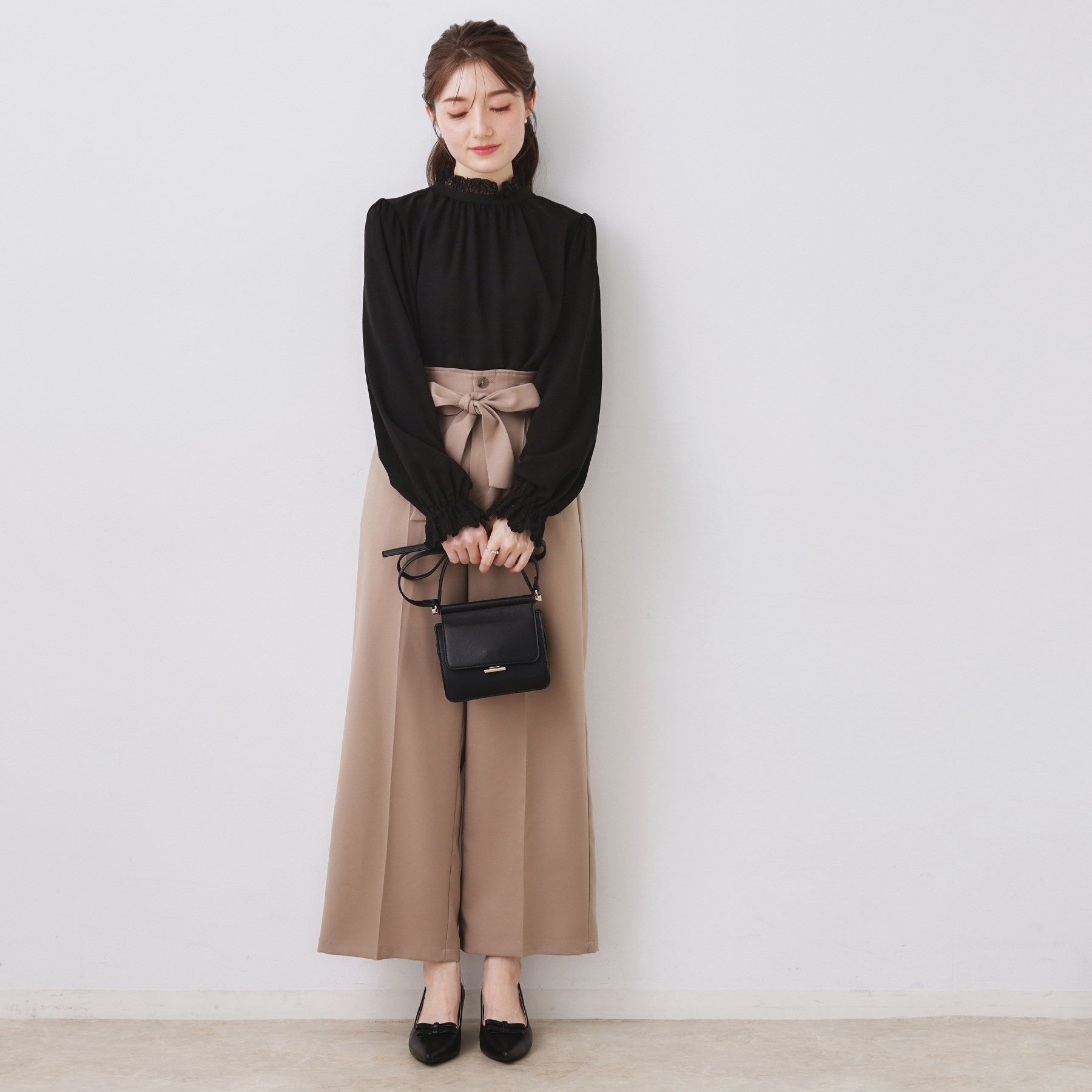 クチュール ブローチ Couture Brooch 前後2WAYエンブロレースブラウス （ライトピンク(070)） ライトピンク(070)