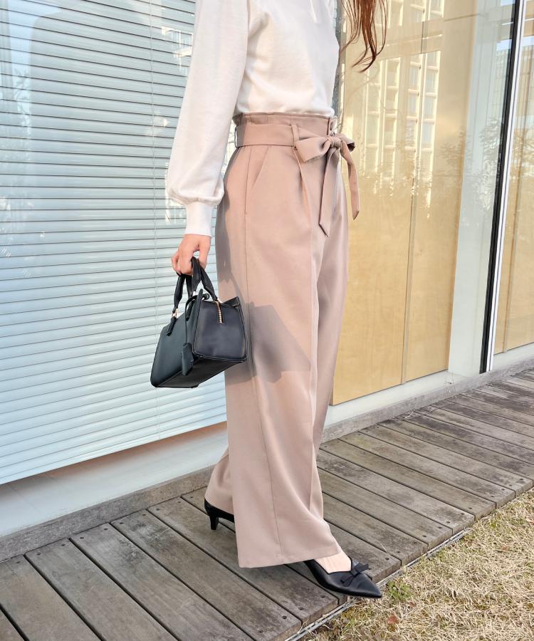 クチュール ブローチ Couture Brooch ウエストリボン サスペンダー付きワイドパンツ （ベージュ(052)） ベージュ(052)