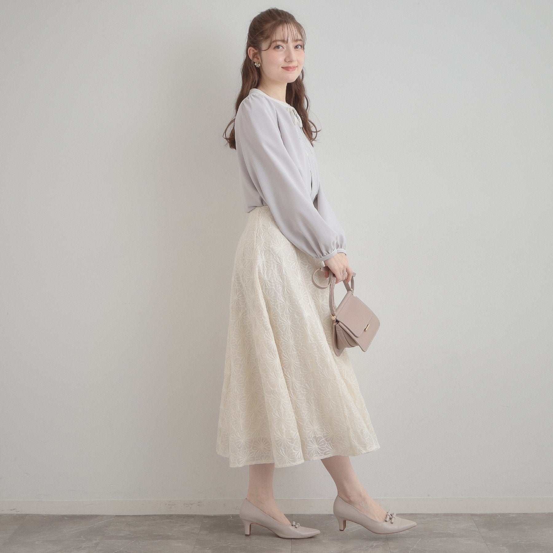 クチュール ブローチ Couture Brooch 配色細リボンタイ （ライトグレー(511)） ライトグレー(511)