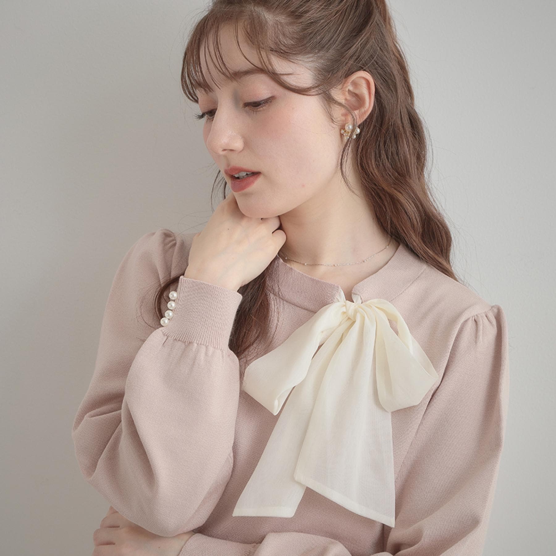 クチュール ブローチ Couture Brooch 【洗える・着映え】オーガンジーリボンタイ ニット （ピンク(071)） ピンク(071)