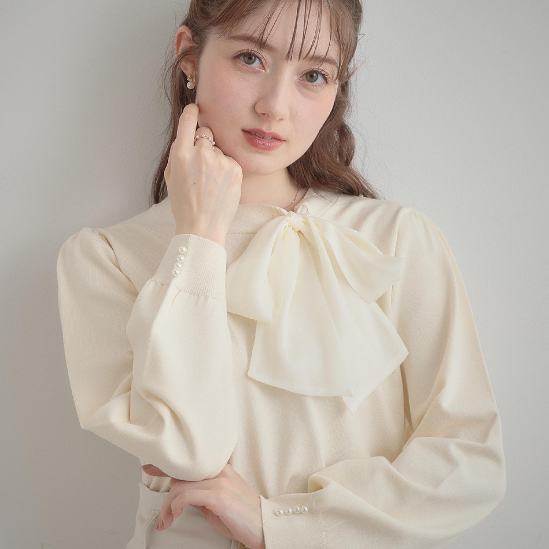 クチュール ブローチ Couture Brooch 【洗える・着映え】オーガンジーリボンタイ ニット （アイボリー(004)） アイボリー(004)