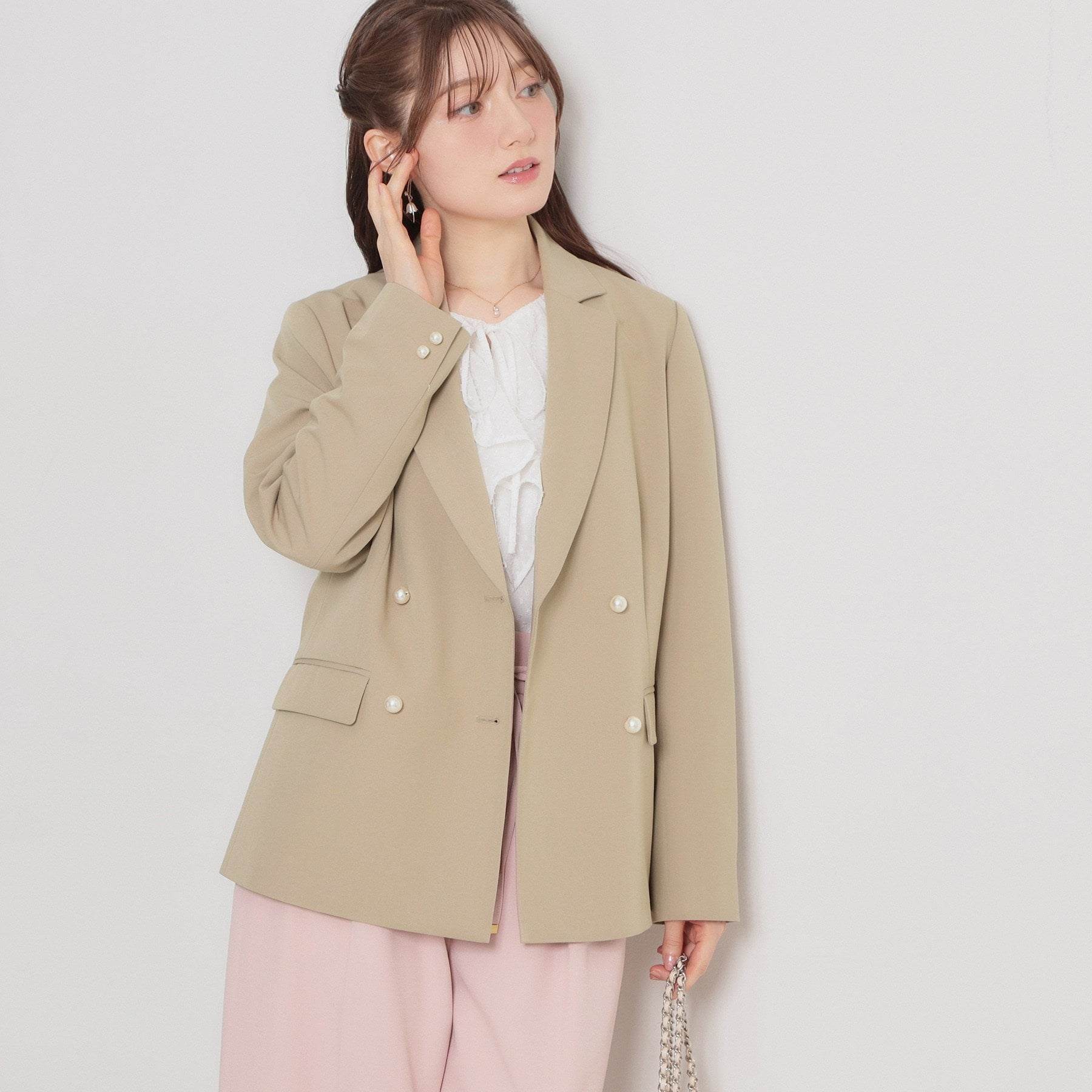 クチュール ブローチ Couture Brooch パール調ボタンテーラードジャケット （ベージュ(052)） ベージュ(052)