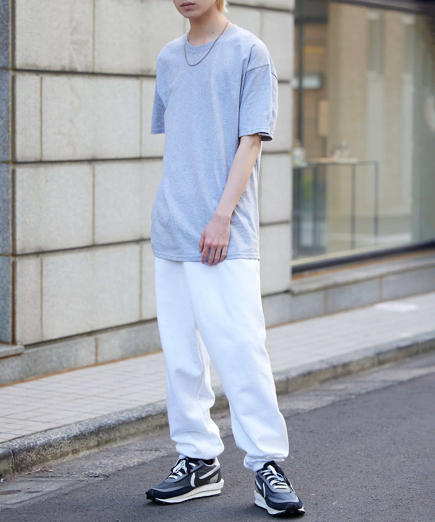 チャンピオン Champion 5.2オンス トップス Tシャツ 半袖 ワンポイント 無地 刺繍 コットン100% クルーネック シンプル T425
