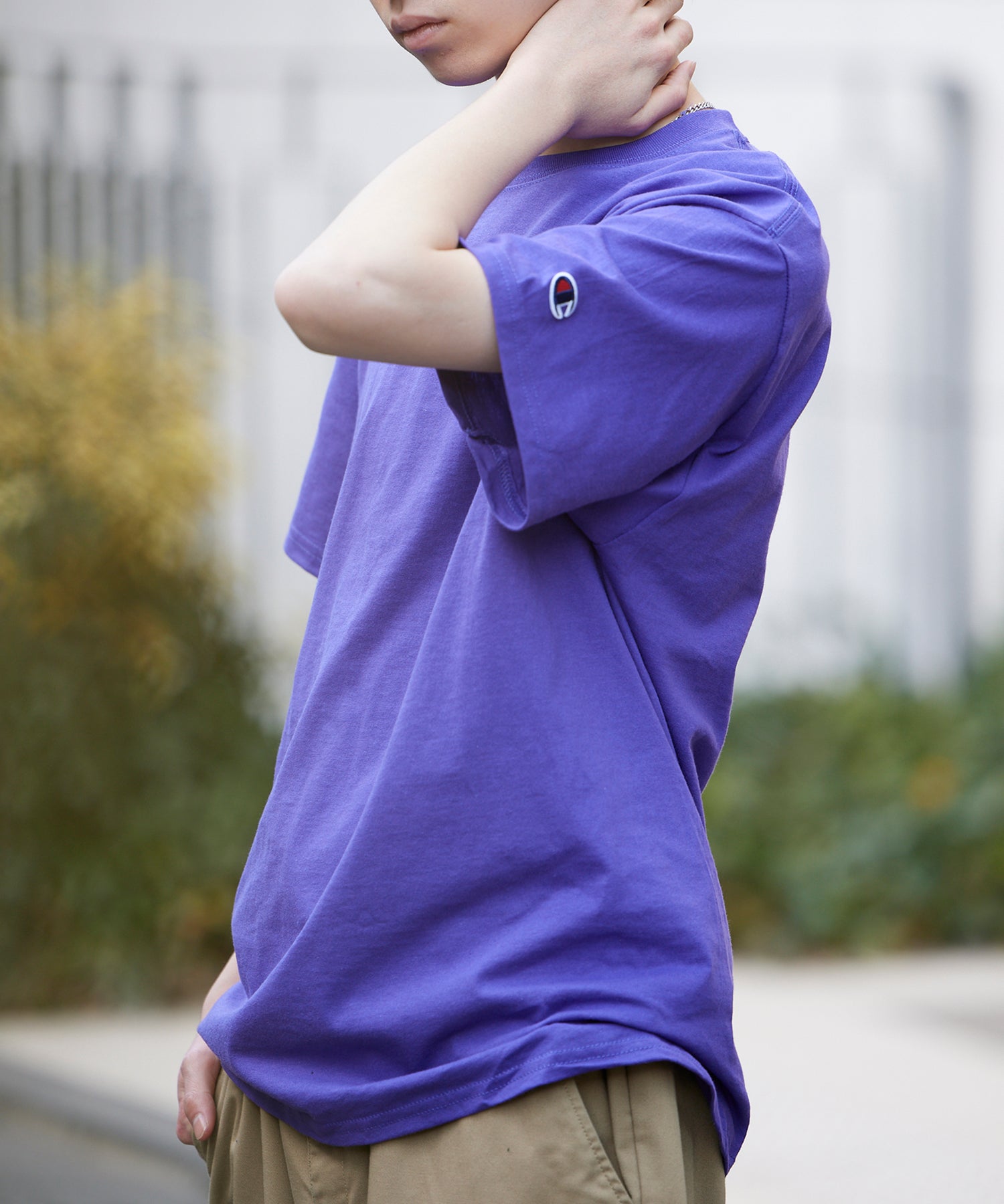 チャンピオン Champion 5.2オンス トップス Tシャツ 半袖 ワンポイント 無地 刺繍 コットン100% クルーネック シンプル T425