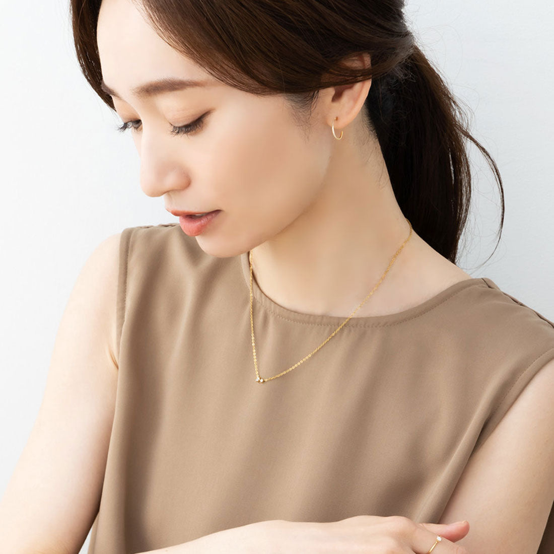 クリームドット Cream dot. ダブルビジューのステンレス製誕生月カラーネックレス （9月：ゴールド） 9月：ゴールド