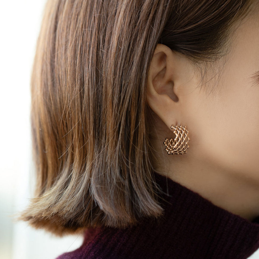 クリームドット Cream dot. メッシュライクなドット模様のステンレス製透かしフープピアス （ピアス：シルバー） ピアス：シルバー
