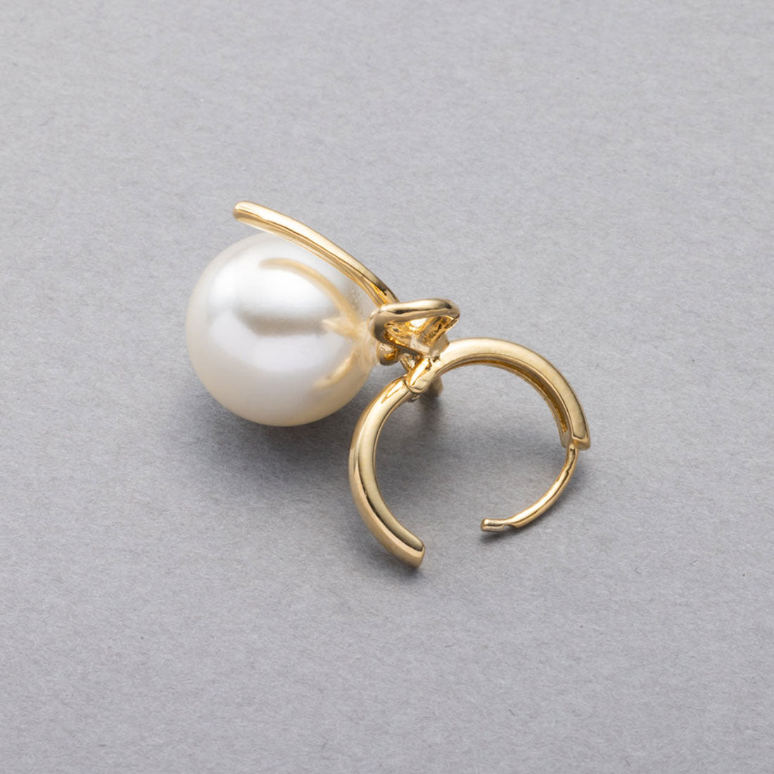 クリームドット Cream dot. 大人に似合うパール＆リボンモチーフのフープピアス （ピアス：ピンクゴールド） ピアス：ピンクゴールド