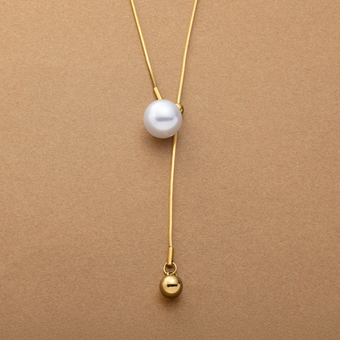 クリームドット Cream dot. パール艶めくステンレス製Y字ロングネックレス （フリーサイズ：ゴールド） フリーサイズ：ゴールド
