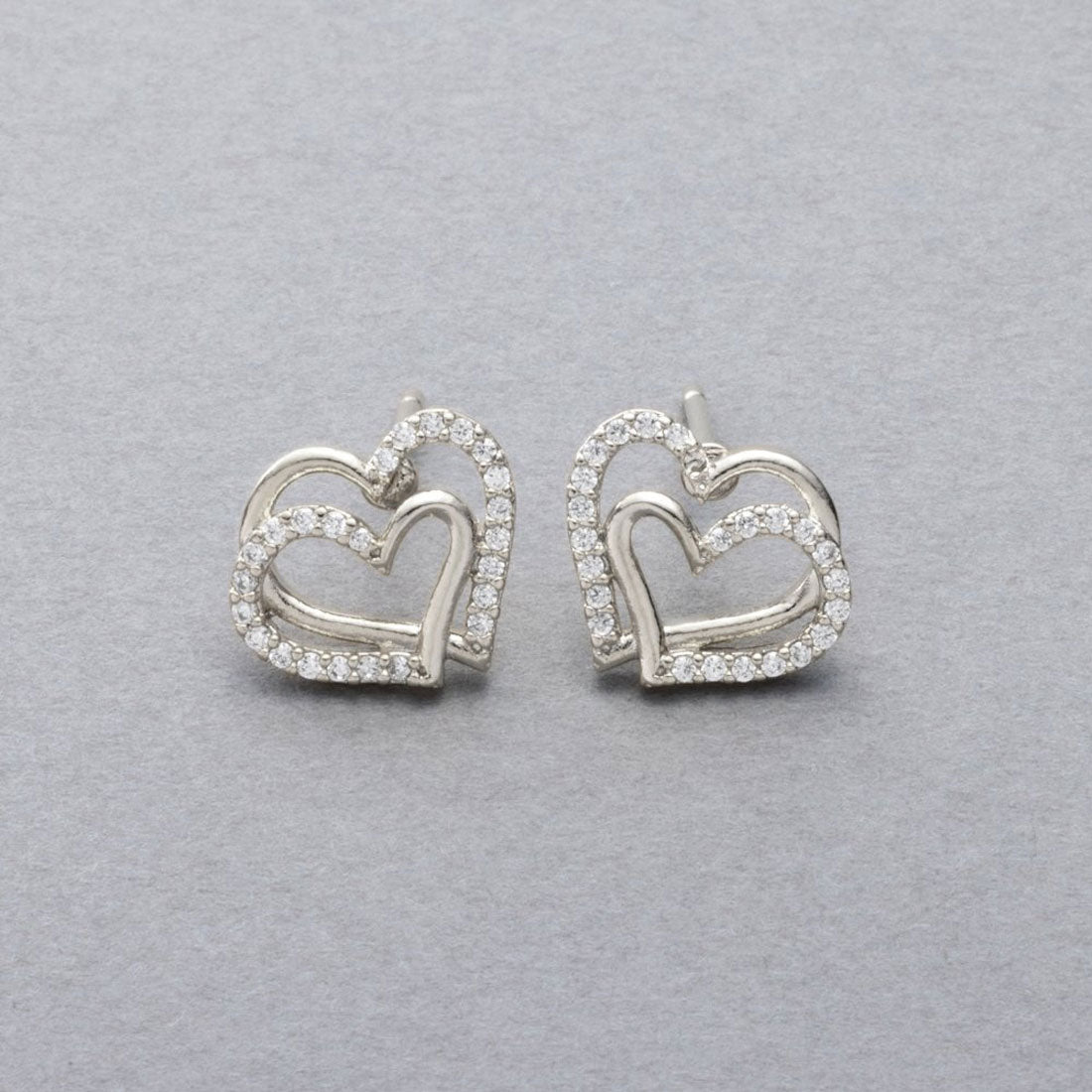 クリームドット Cream dot. ビジューラインが煌めくダブルハートピアス （ピアス：ゴールド） ピアス：ゴールド