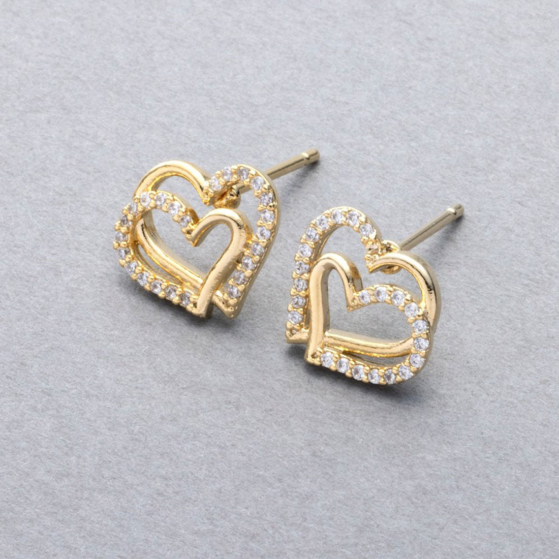 クリームドット Cream dot. ビジューラインが煌めくダブルハートピアス （ピアス：ゴールド） ピアス：ゴールド