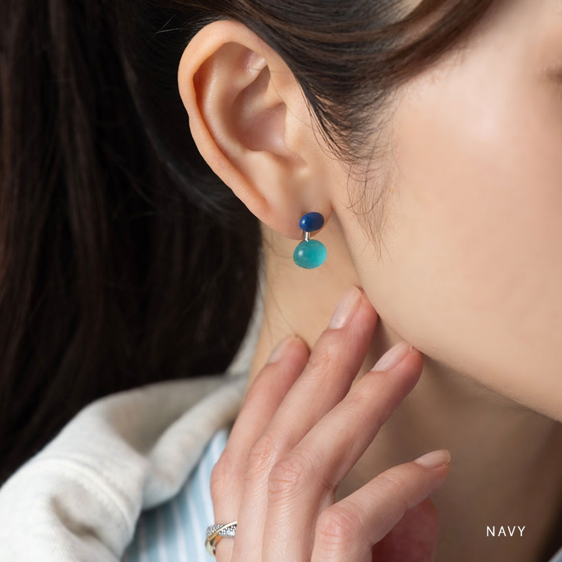 クリームドット Cream dot. バイカラーオーバルのアシンメトリーピアス/イヤリング （ピアス：パープル） ピアス：パープル