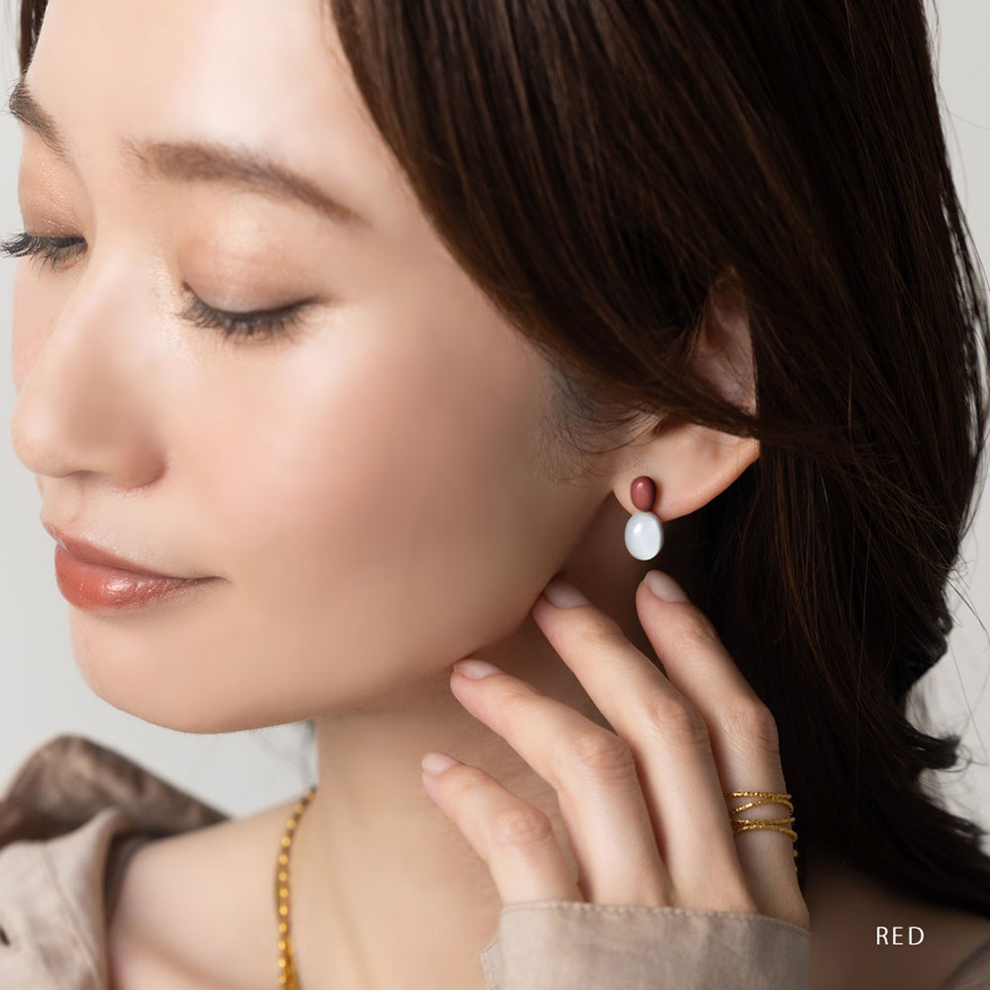 クリームドット Cream dot. バイカラーオーバルのアシンメトリーピアス/イヤリング （ピアス：パープル） ピアス：パープル