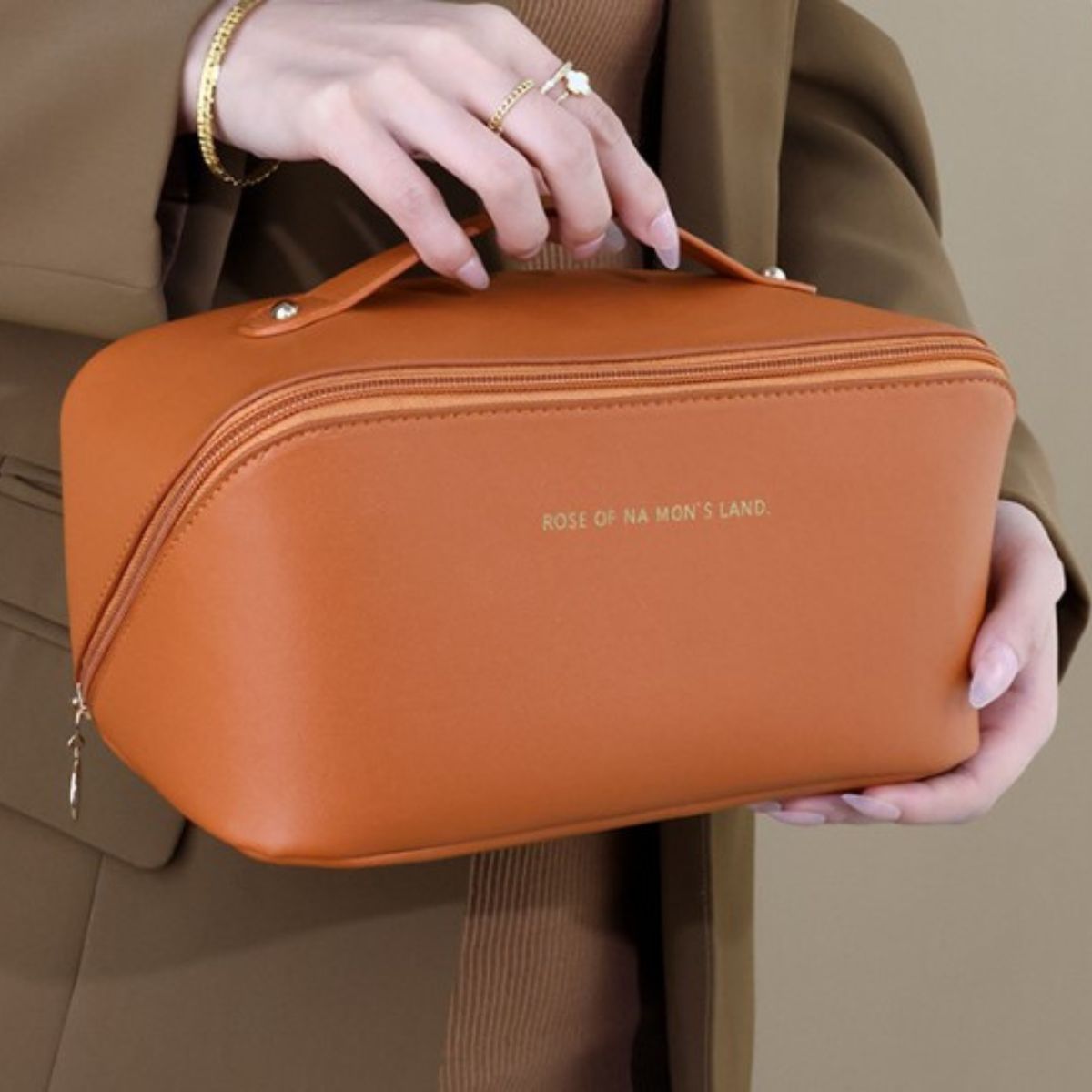 Chime Trip Trim Trip Pachity Pachity Pachity Pouch Cosmetics Multi Pacough small Travel Pouch旅行假皮革單調可愛的袋子儲物使製造粉紅色大容量迷你袋女士白色棕色棕色棕色棕色棕色棕色