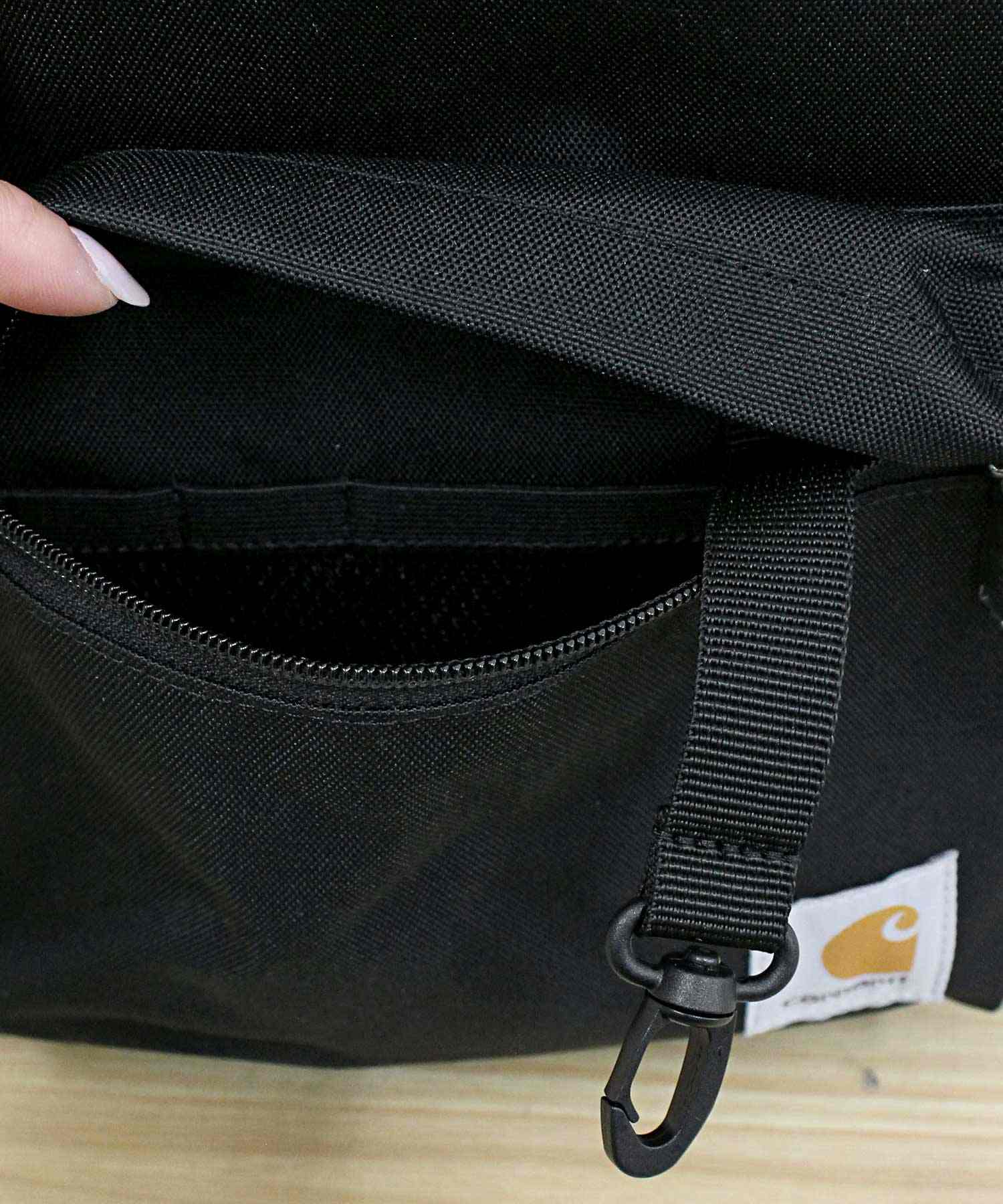 カーハート Carhartt クラシック バックパック CLASSIC BACKPACK 21L ブランド 鞄 バッグ カバン リュックサック ラップトップ デイパック ノートPCスリーブ付き 撥水加工 メンズ レディース （3-ブラウン） 3-ブラウン