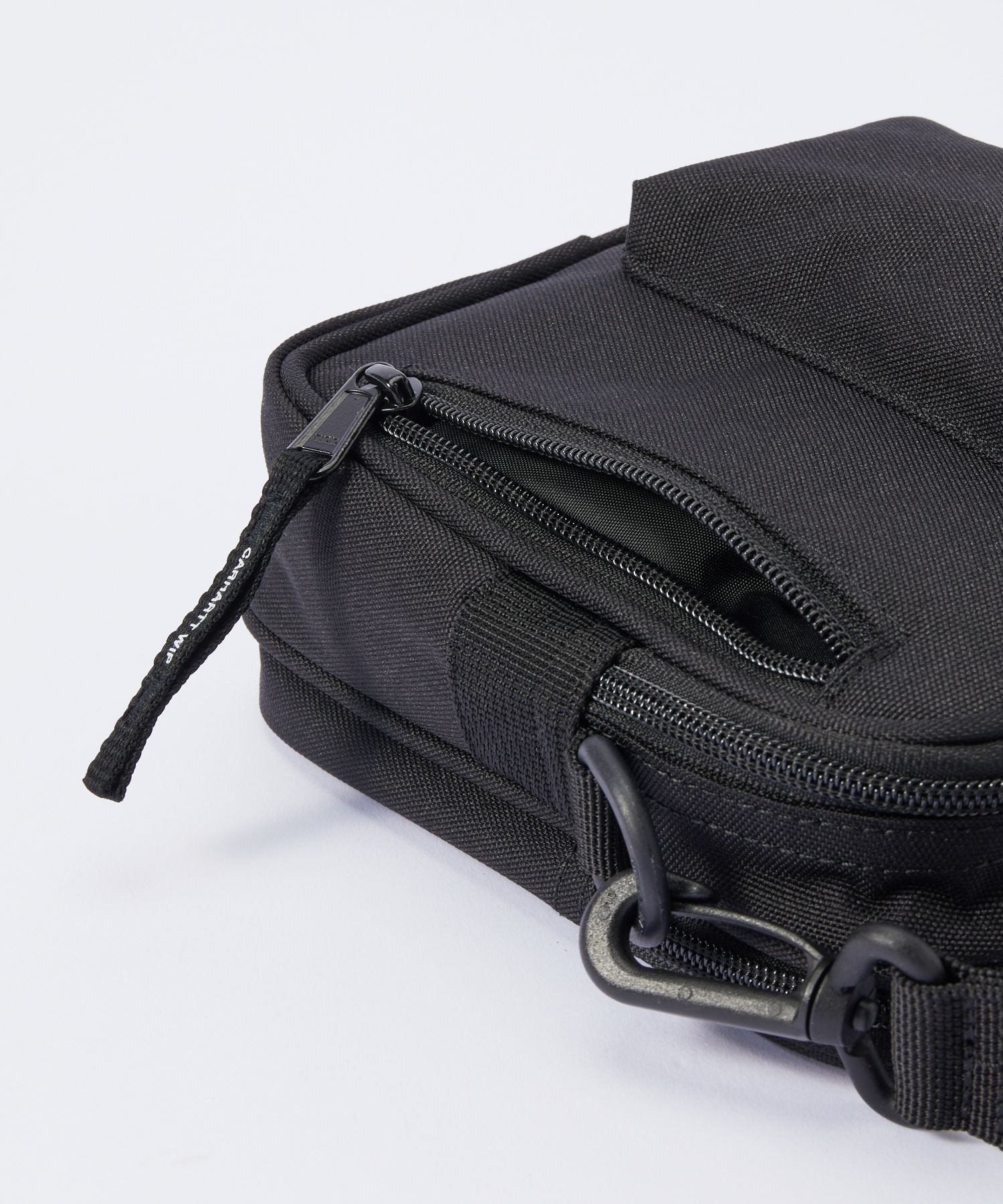 カーハート Carhartt I006285 ショルダーバッグ メンズ レディース バック エッセンシャル スモール 斜め掛け ポシェット 2WAY ミニ ポーチ 肩掛け Essentials Bag Small WIP （ベージュ） ベージュ