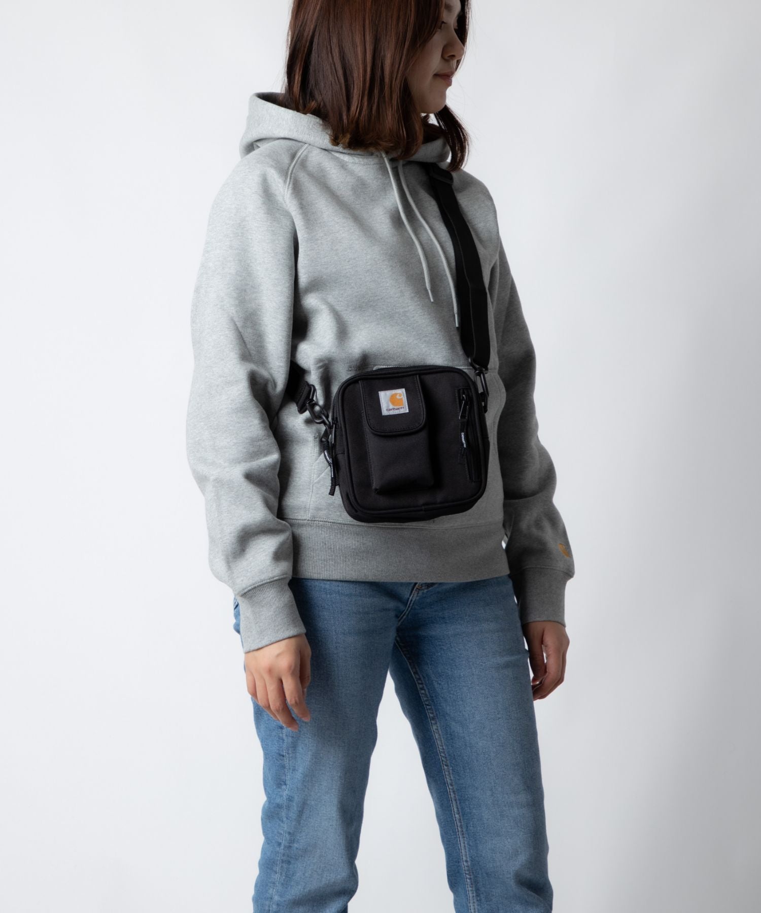 カーハート Carhartt I006285 ショルダーバッグ メンズ レディース バック エッセンシャル スモール 斜め掛け ポシェット 2WAY ミニ ポーチ 肩掛け Essentials Bag Small WIP （ベージュ） ベージュ