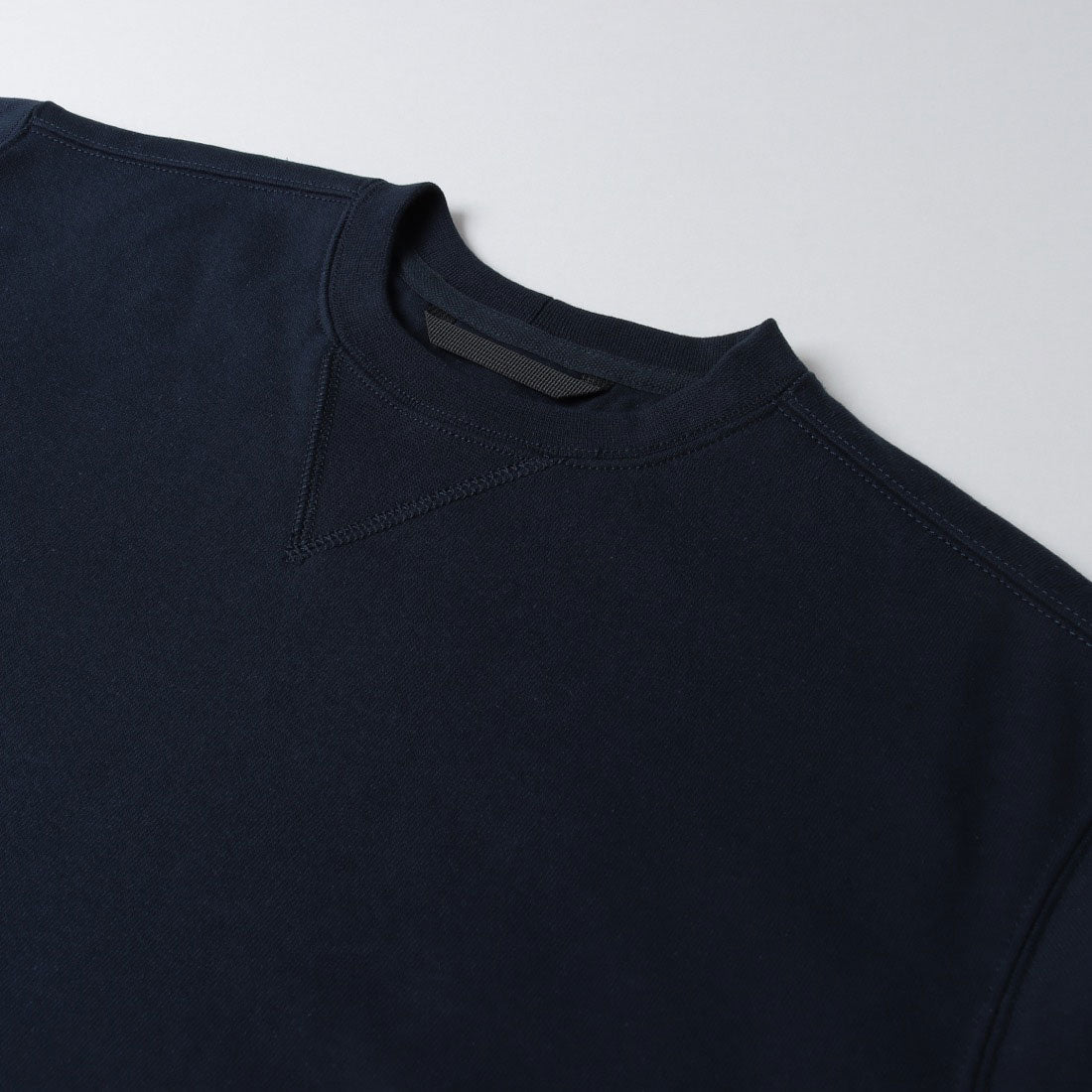カーハート Carhartt MIDWEIGHT CREWNECK SWEATSHIRT スウェット （ブラック） ブラック