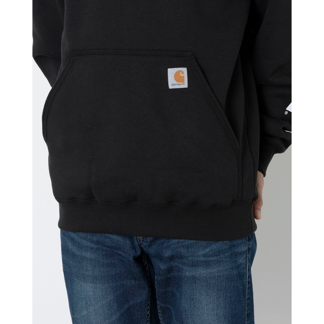カーハート Carhartt ルーズフィット グラフィック スウェット パーカー （ブラック） ブラック