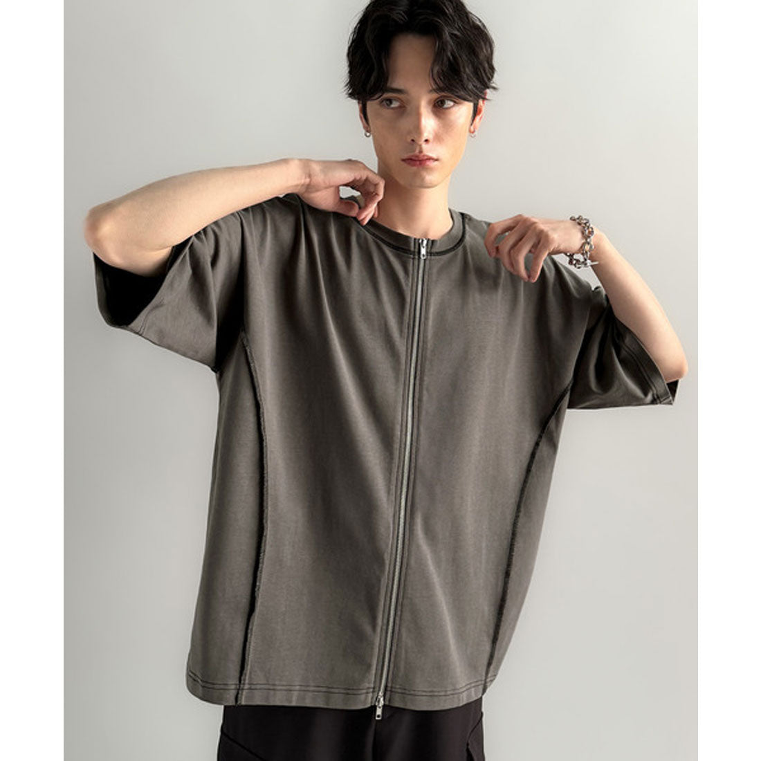クラシカルエルフ Classical Elf 「1枚でも羽織でも。」インサイドアウト仕様2wayダブルジップジャケットTシャツ （オフホワイト） オフホワイト