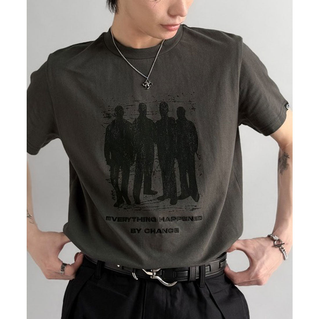 クラシカルエルフ Classical Elf 《Haruto×クラシカルエルフコラボ》綿100％メッセージ刺繍入りグラフィックTシャツ（半袖） （チャコールグレー） チャコールグレー