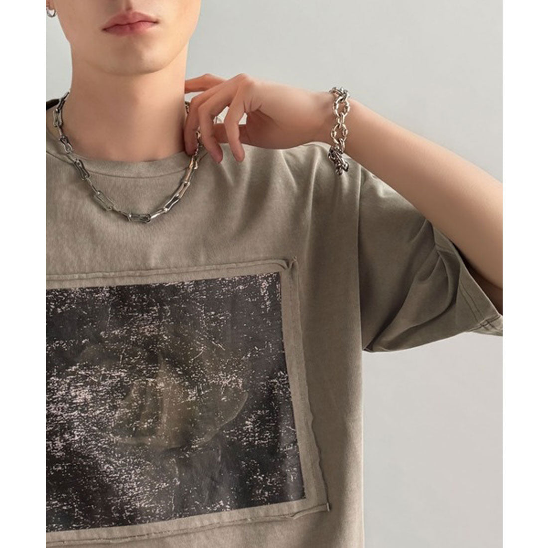 クラシカルエルフ Classical Elf 「一目惚れ。」ピグメント加工ダブルレイヤーデザインプリントTシャツ （グレイッシュベージュ） グレイッシュベージュ