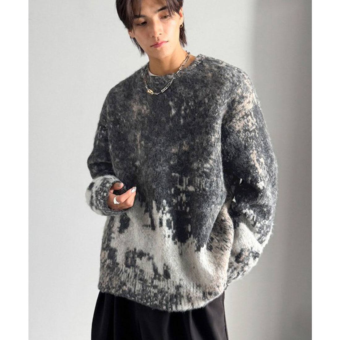 クラシカルエルフ Classical Elf 《JaVaジャバコラボ》視線を釘付け。アブストラクト柄ニットプルオーバー（長袖） （グレー） グレー