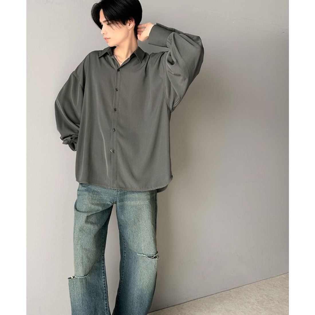 クラシカルエルフ Classical Elf どんなシーンでも映える。とろみポリツイルオーバーサイズシャツ（長袖） （チャコール） チャコール