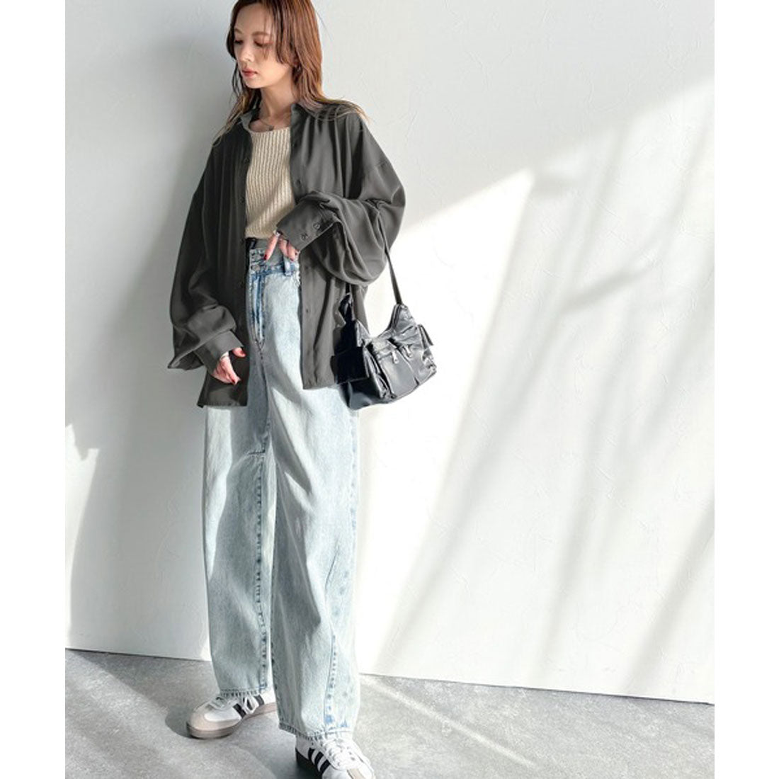 クラシカルエルフ Classical Elf どんなシーンでも映える。とろみポリツイルオーバーサイズシャツ（長袖） （チャコール） チャコール