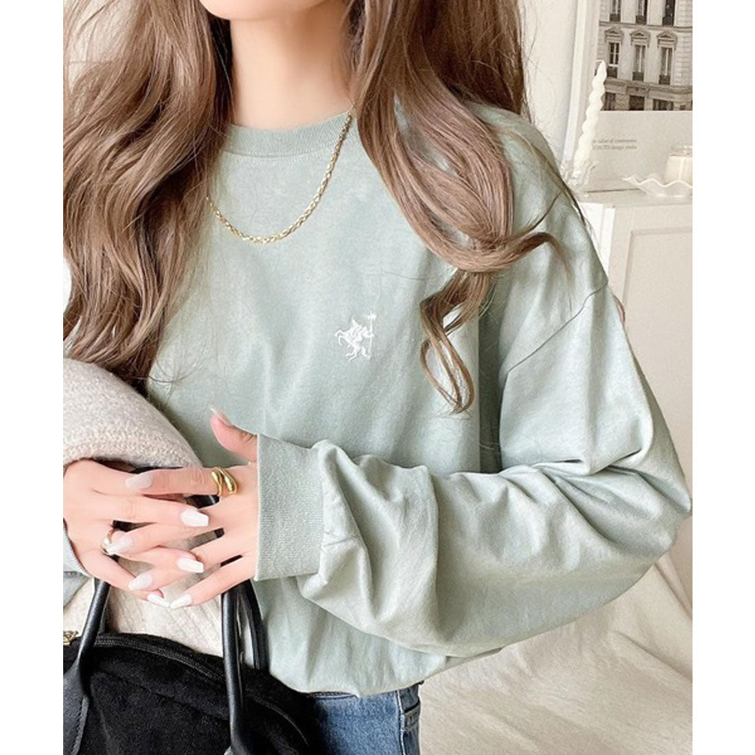 クラシカルエルフ Classical Elf 大人カジュアルスタイルに。綿100％着心地抜群の胸刺繍クルーネック長袖Tシャツ