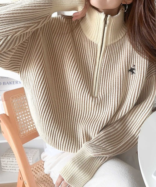 クラシカルエルフ Classical Elf お洒落な配色でワンランク上の秋冬コーデ。胸刺繍バイカラーリブニットハーフジッププルオーバー