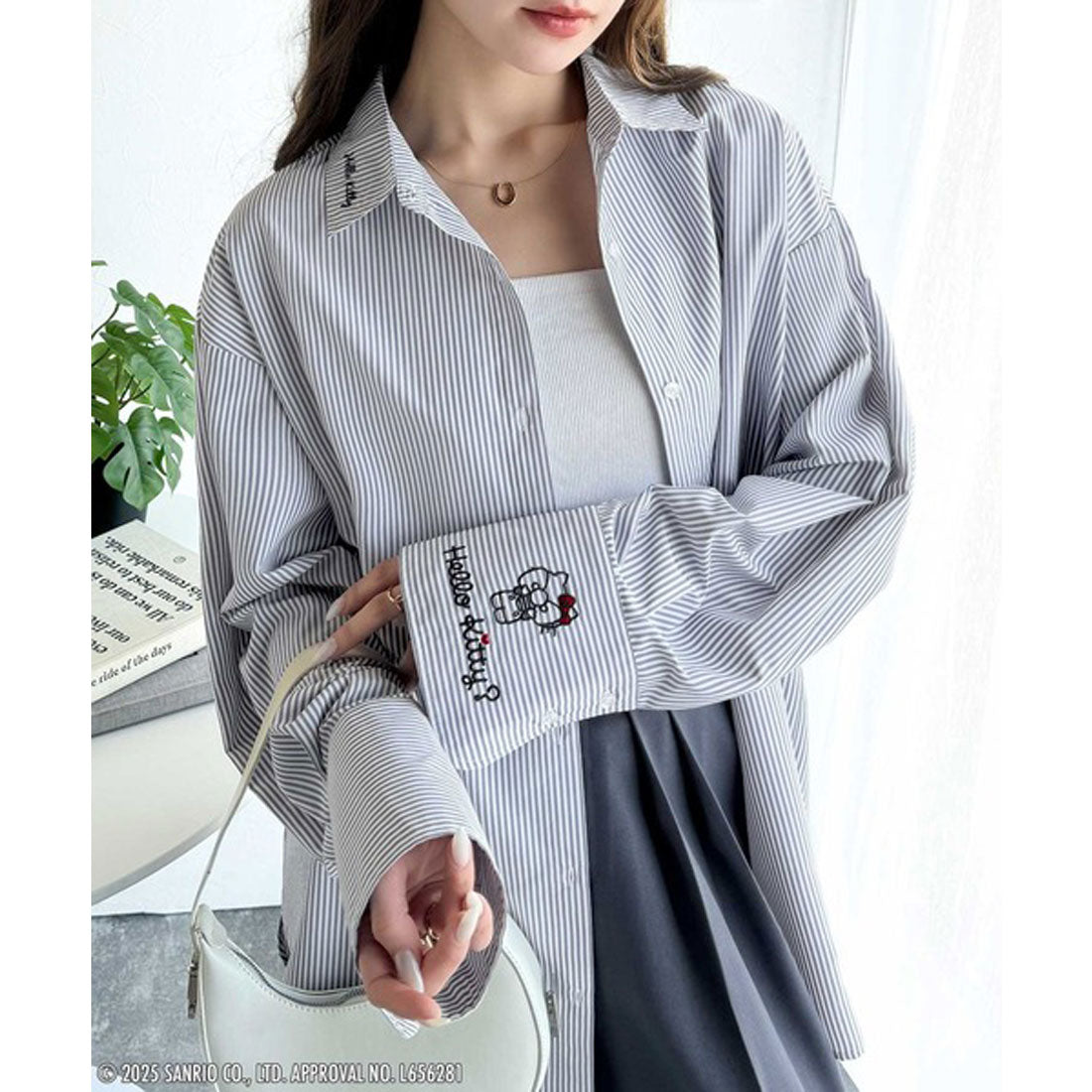 クラシカルエルフ Classical Elf 【Sanrio characters/サンリオキャラクターズ】ランダム刺繍ストライプシャツ(長袖) （ブルーストライプ） ブルーストライプ