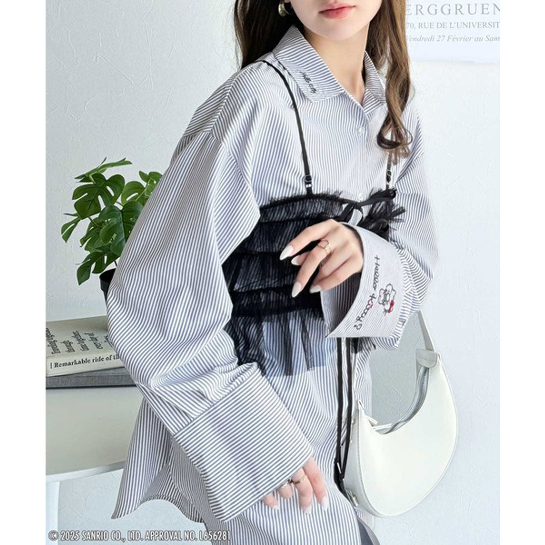 クラシカルエルフ Classical Elf 【Sanrio characters/サンリオキャラクターズ】ランダム刺繍ストライプシャツ(長袖) （ブルーストライプ） ブルーストライプ