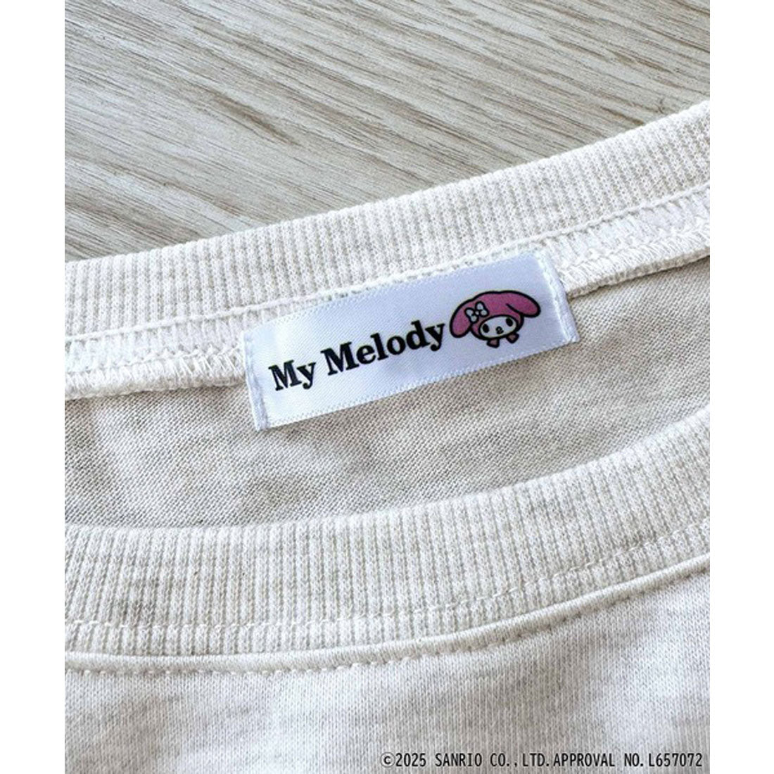 クラシカルエルフ Classical Elf 【Sanrio characters/サンリオキャラクターズ】かくれんぼシリーズ刺繍ビッグTシャツ （オートミール） オートミール
