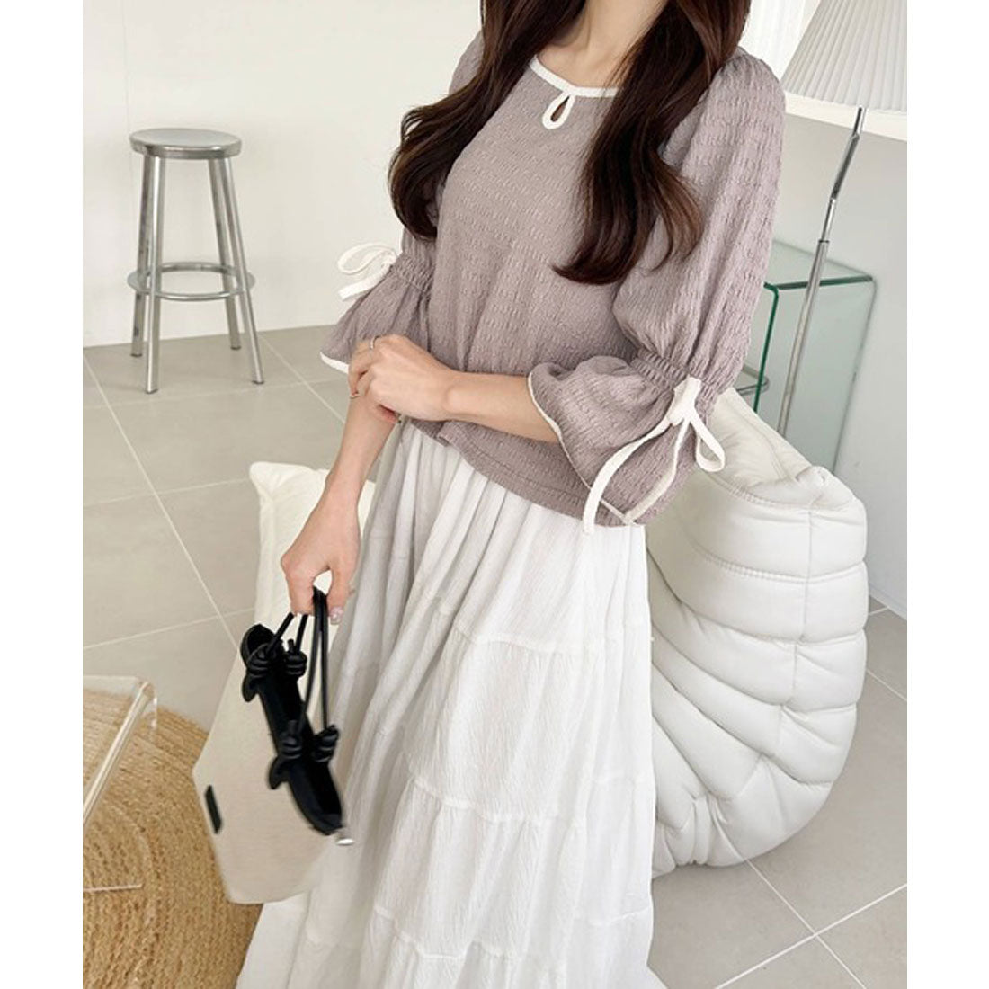 クラシカルエルフ Classical Elf 【mily bilet】華やか上品キュート。袖キャンディースリーブリボン付きプルオーバー （グレージュ） グレージュ