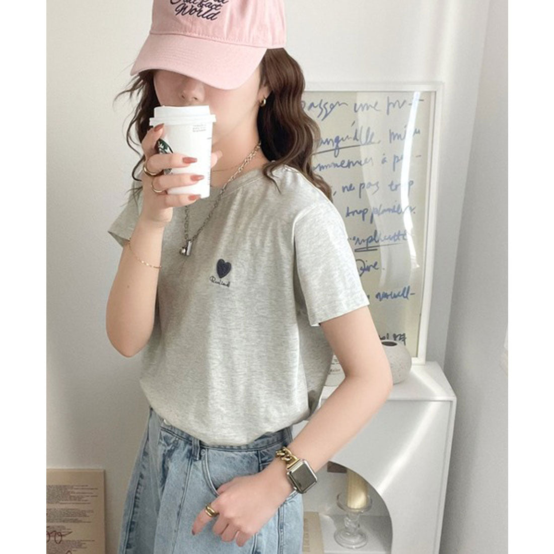 クラシカルエルフ Classical Elf トレンドをまとう。綿100％シルケット風ハート胸サガラ刺繍Tシャツ（半袖） （オートミール） オートミール