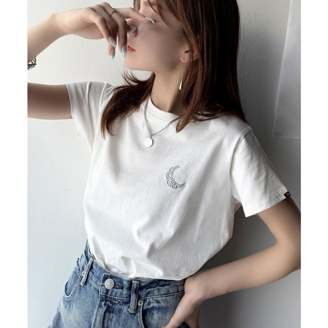 クラシカルエルフ Classical Elf オーガニックコットン100%。胸元ラメ糸ワンポイント刺繍 無地＆ボーダー柄Tシャツ（半袖） （ホワイト） ホワイト