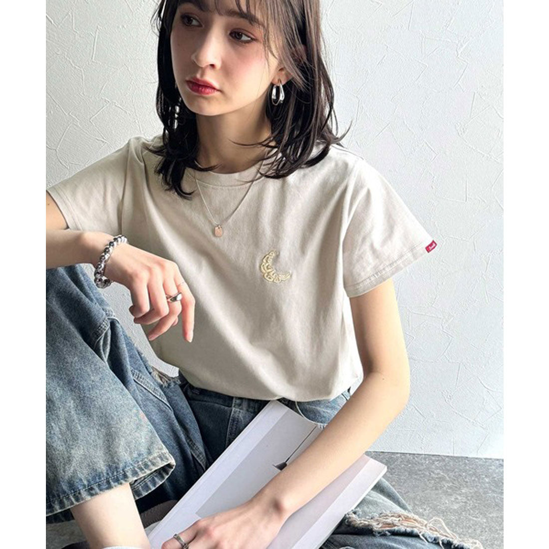 クラシカルエルフ Classical Elf オーガニックコットン100%。胸元ラメ糸ワンポイント刺繍 無地＆ボーダー柄Tシャツ（半袖） （ホワイト） ホワイト