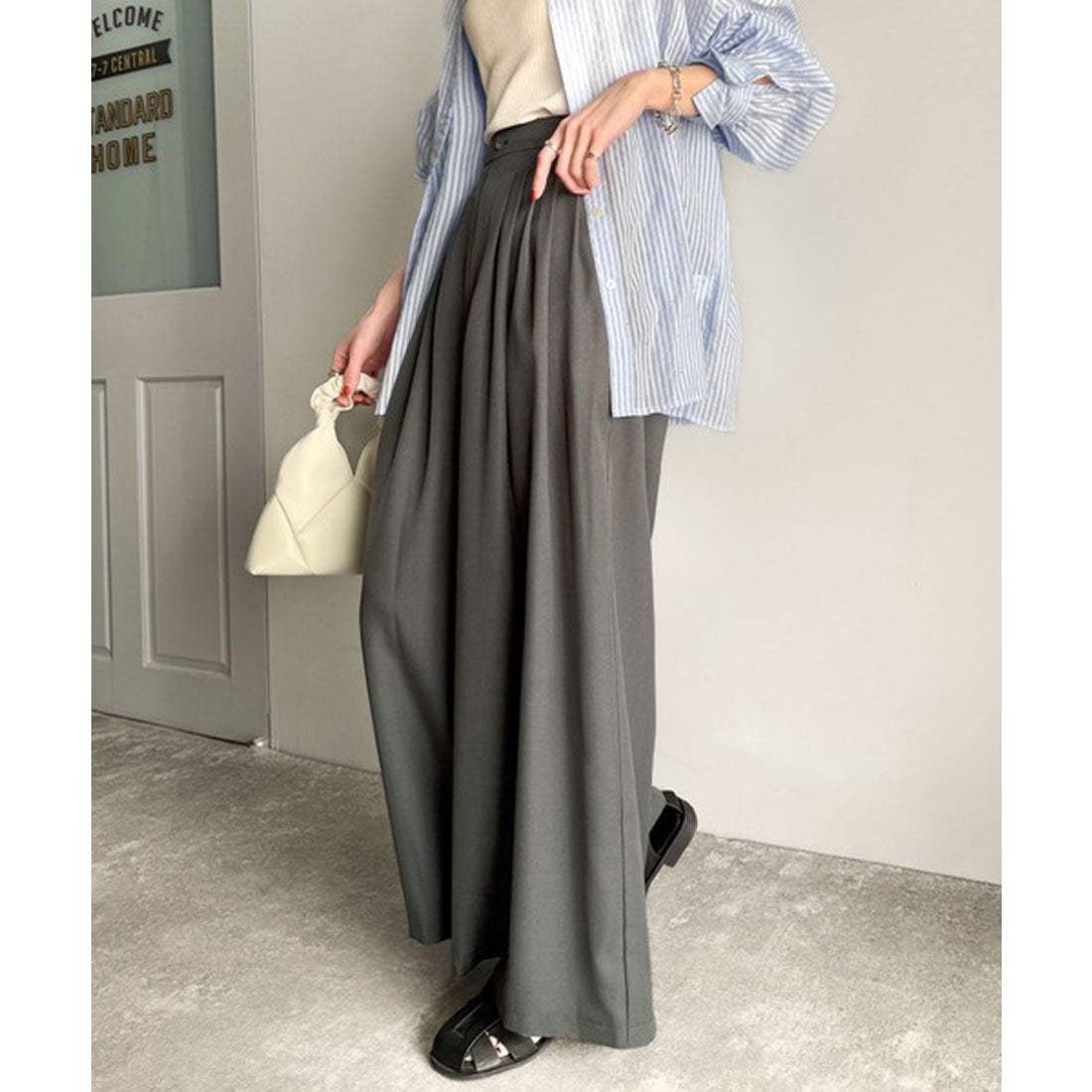 クラシカルエルフ Classical Elf センスが光る。綺麗め5タックワイドパンツ （チャコール） チャコール