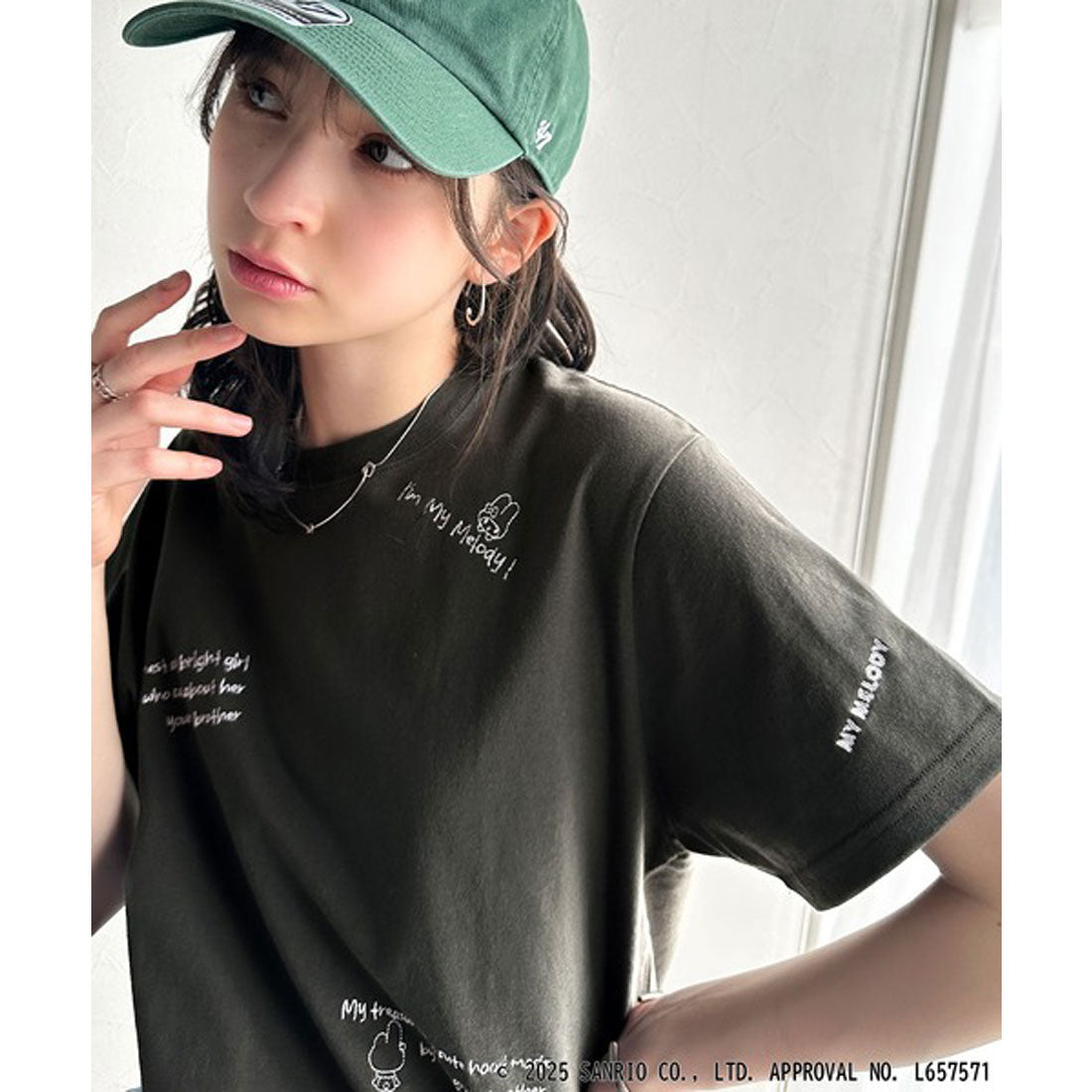 クラシカルエルフ Classical Elf 【Sanrio characters/サンリオキャラクターズ】綿100％!刺繍半袖Tシャツ （ホワイト） ホワイト