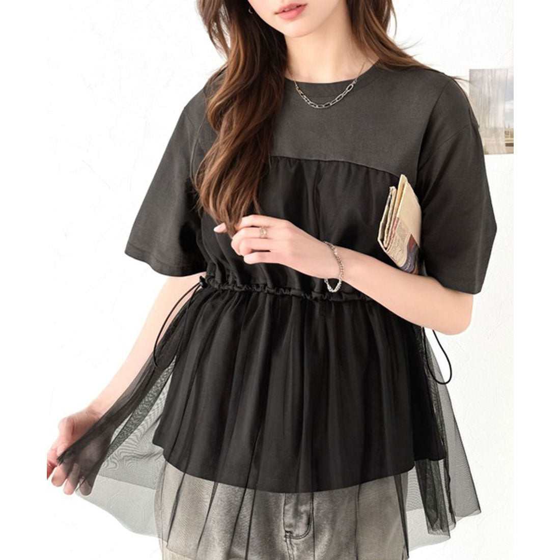 クラシカルエルフ Classical Elf 1枚で主役級！綿100%Tシャツ+チュールドッキングドロスト使いトップス(半袖） （ホワイト×チャコール） ホワイト×チャコール