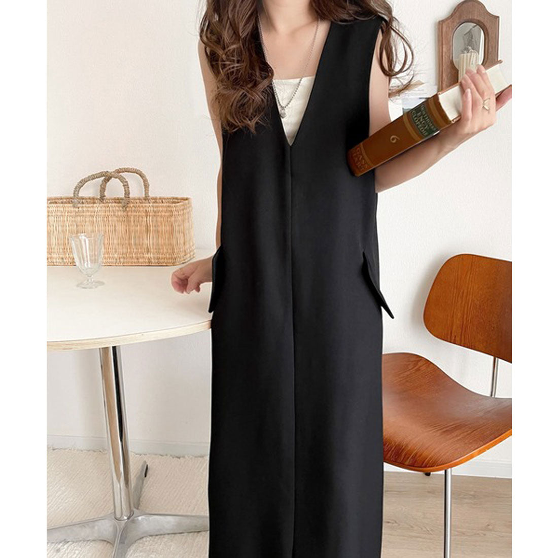 クラシカルエルフ Classical Elf 上品リラクシーstyle。ポケット付Vネックワンピース （ベージュ） ベージュ