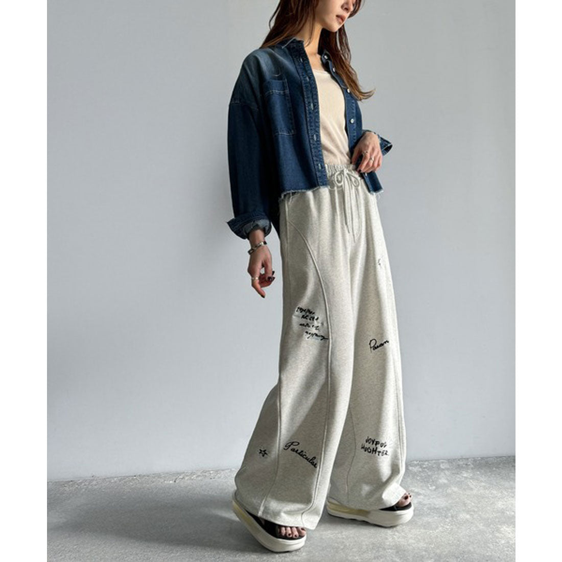 クラシカルエルフ Classical Elf 今季のイチオシ！ランダム刺繍裏毛スウェットワイドパンツ （オートミール） オートミール