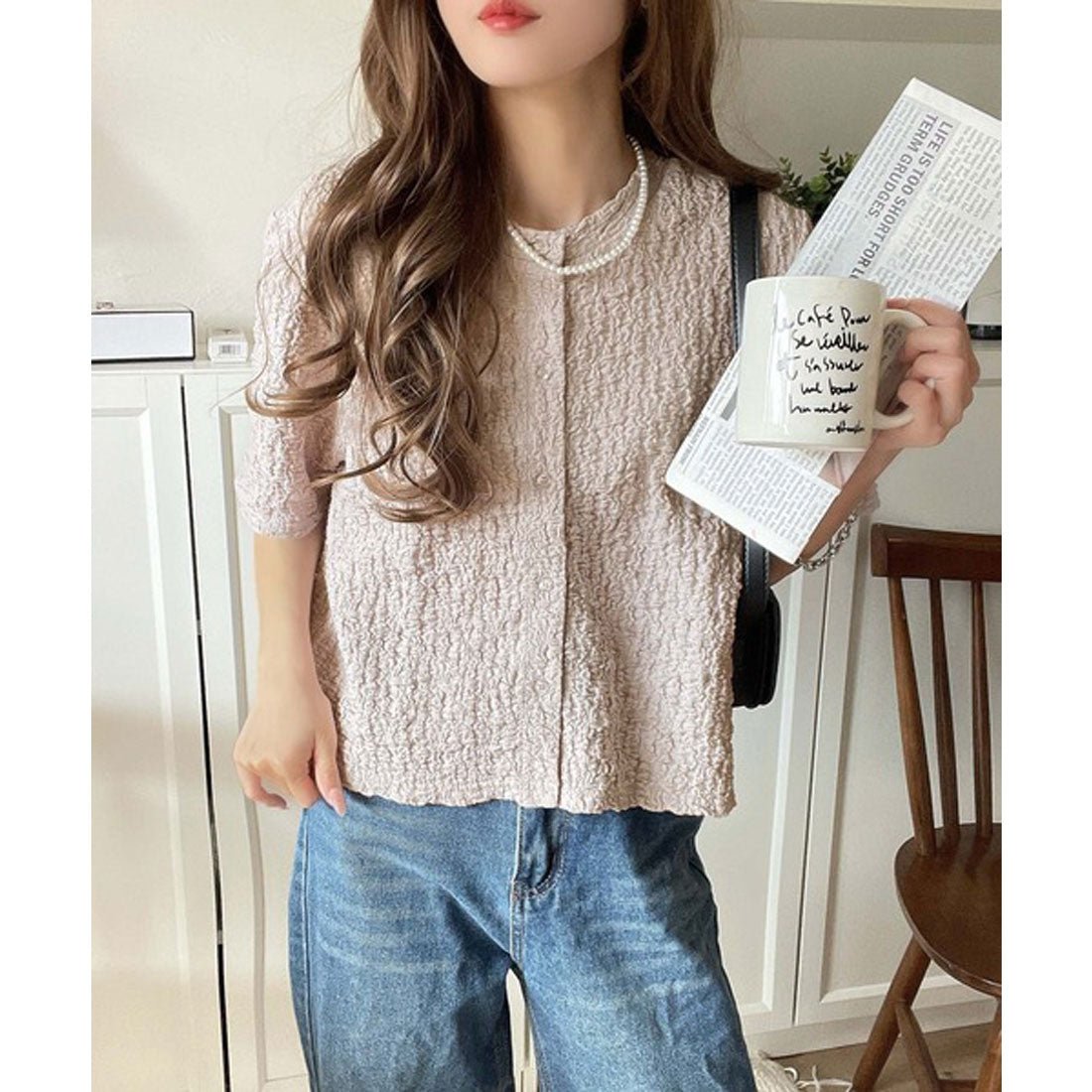 クラシカルエルフ Classical Elf ラフに着てもサマになる！前後2wayクラッシュジャカードノーカラーブラウス（半袖） （グレージュ） グレージュ