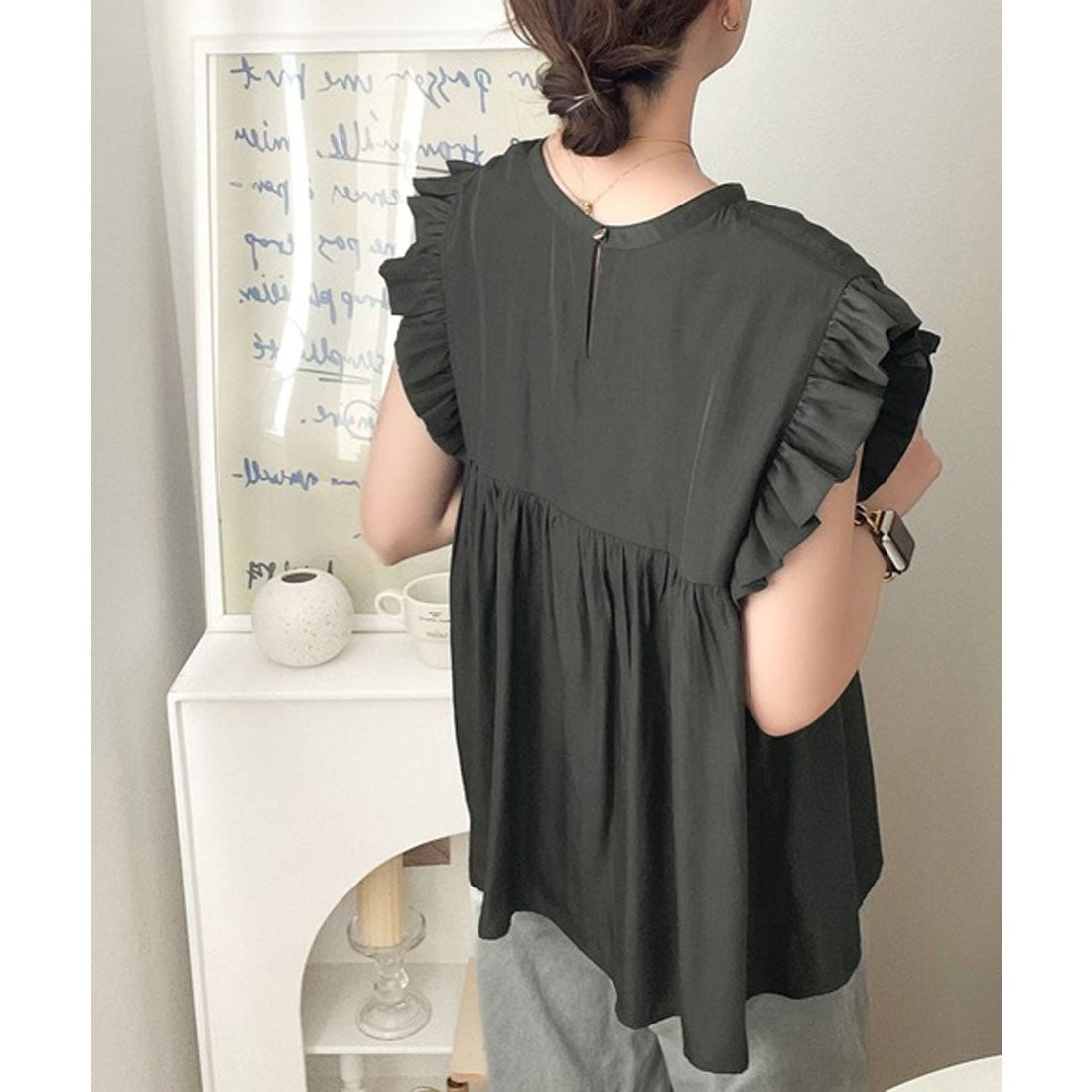 クラシカルエルフ Classical Elf 全方向、大人フェミニン！胸元ギャザーフリルスリーブAラインブラウス （チャコール） チャコール