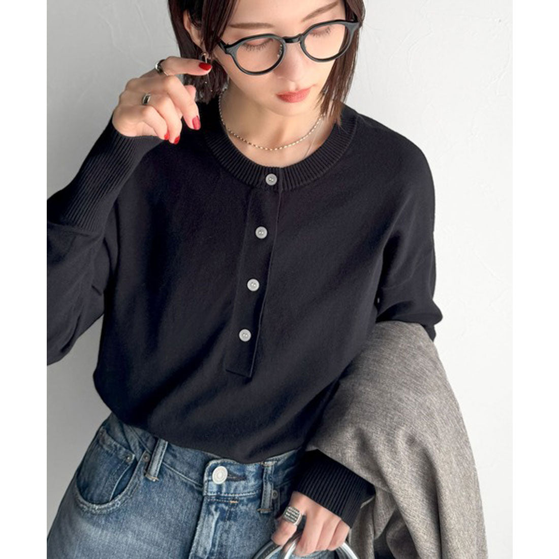 クラシカルエルフ Classical Elf ニットのぬくもりに、少しのアクセント。前後2wayヘンリーネックニットプルオーバー（長袖） （アイボリー） アイボリー