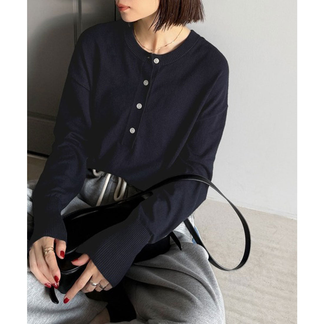 クラシカルエルフ Classical Elf ニットのぬくもりに、少しのアクセント。前後2wayヘンリーネックニットプルオーバー（長袖） （アイボリー） アイボリー