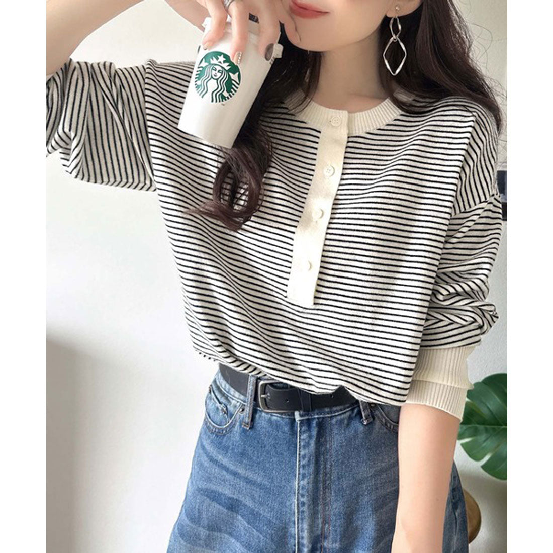 クラシカルエルフ Classical Elf ニットのぬくもりに、少しのアクセント。前後2wayヘンリーネックニットプルオーバー（長袖） （アイボリー） アイボリー