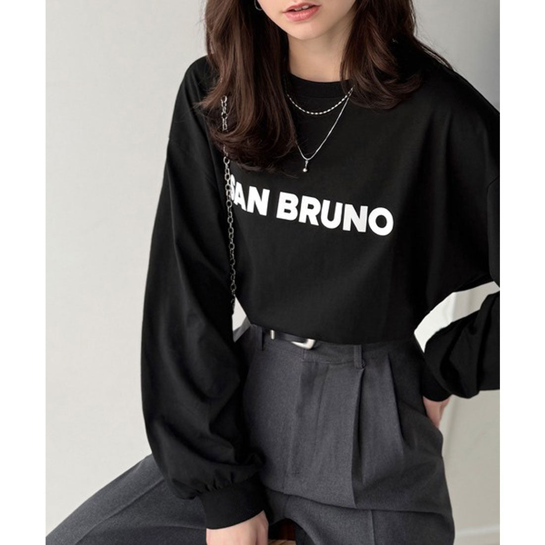 クラシカルエルフ Classical Elf 立体ロゴが主役！デイリーに活躍する大人カジュアル。綿100％英字ロゴロンT （ブラック） ブラック